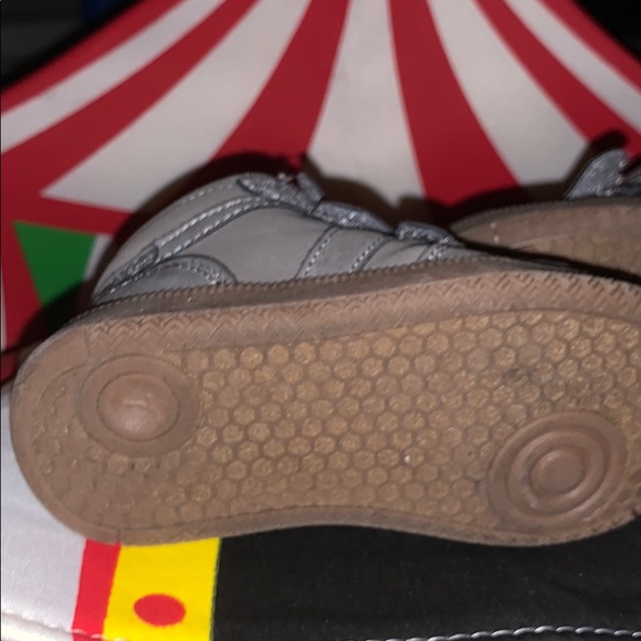 Cat & Jack hi top grey sneakers - Picture 2 of 3